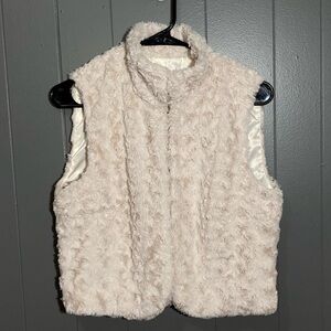 Joseph Ribkoff Size 10 White Ivory Faux Swirl Fur Lined Vest